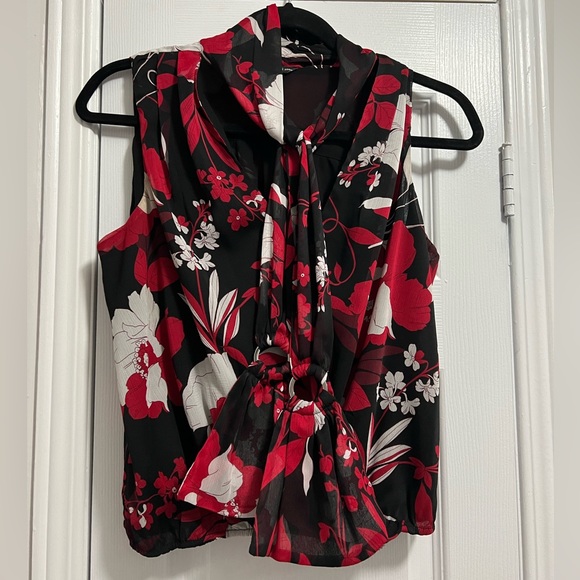 Guess floral sleeveless blouse - Picture 1 of 4
